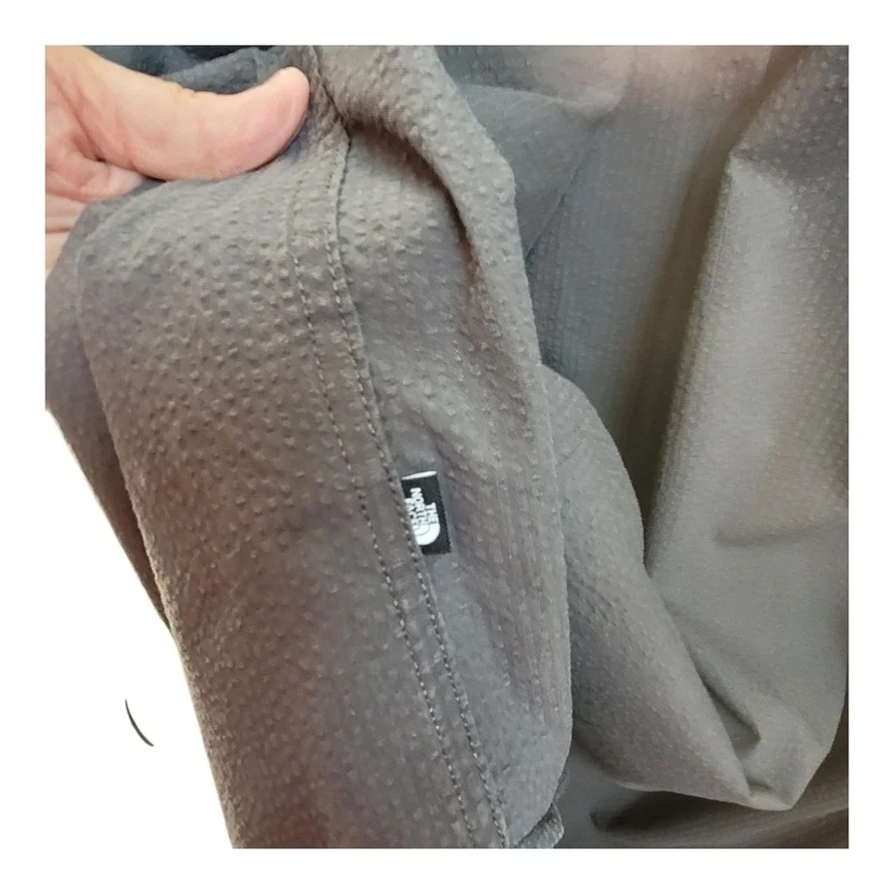 The North Face Men's Dark Gray Casual‎ Shirt